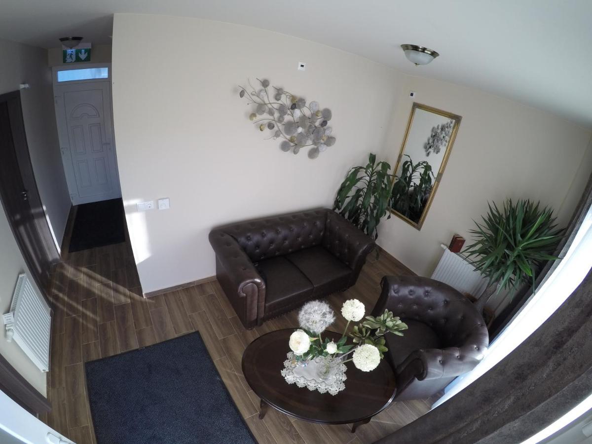 Fonix Apartman Lenti Exterior foto